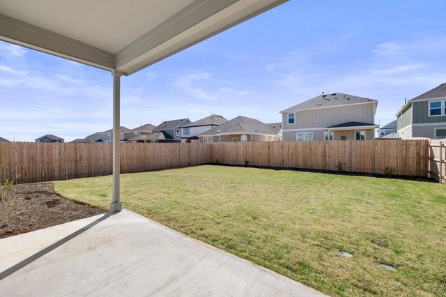1605 Holly Lake DR, Leander, TX 78641