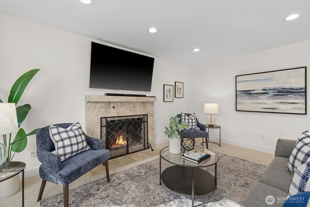 16915 NE 43rd Court, Redmond, WA 98052