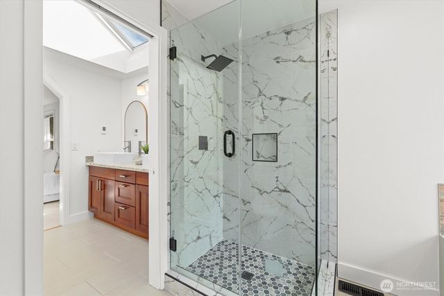 16915 NE 43rd Court, Redmond, WA 98052