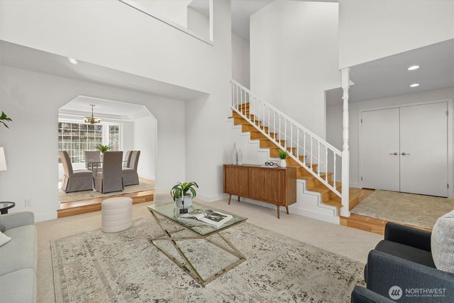 16915 NE 43rd Court, Redmond, WA 98052