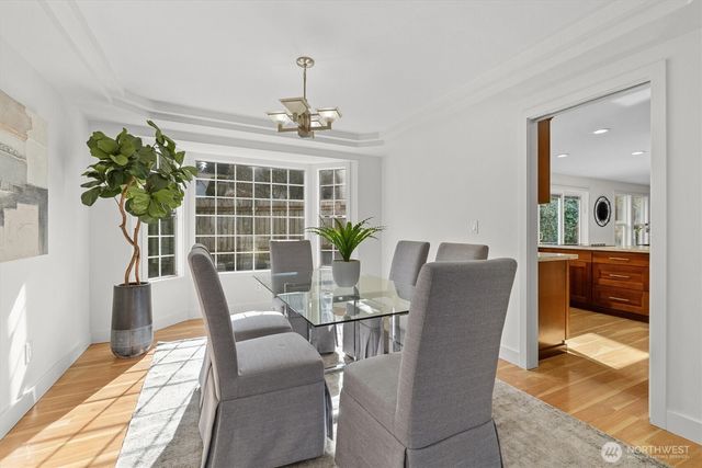 16915 NE 43rd Court, Redmond, WA 98052