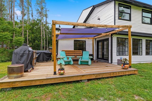 19003 CEDAR LANE, Lutz, FL 33548