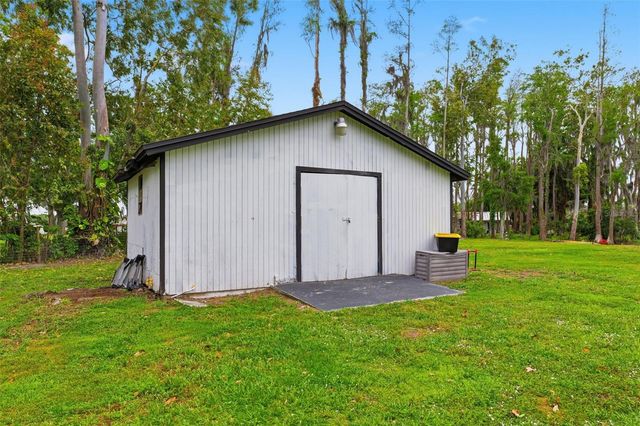 19003 CEDAR LANE, Lutz, FL 33548