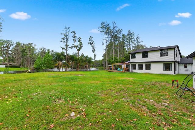 19003 CEDAR LANE, Lutz, FL 33548