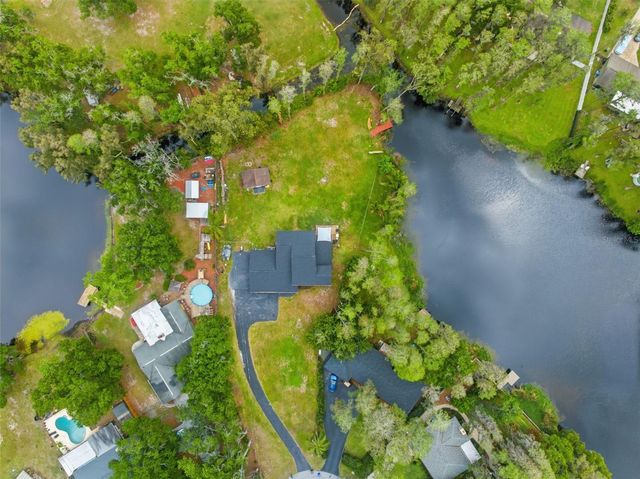 19003 CEDAR LANE, Lutz, FL 33548