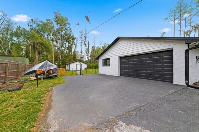 19003 CEDAR LANE, Lutz, FL 33548