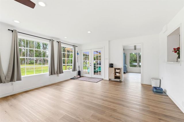 19003 CEDAR LANE, Lutz, FL 33548