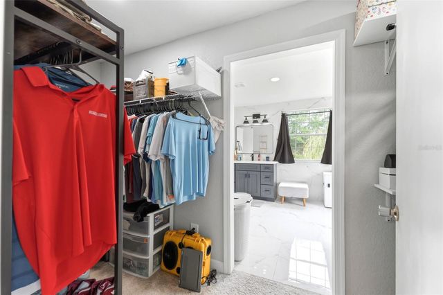 19003 CEDAR LANE, Lutz, FL 33548