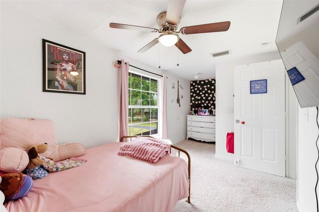 19003 CEDAR LANE, Lutz, FL 33548