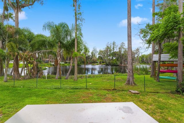 19003 CEDAR LANE, Lutz, FL 33548