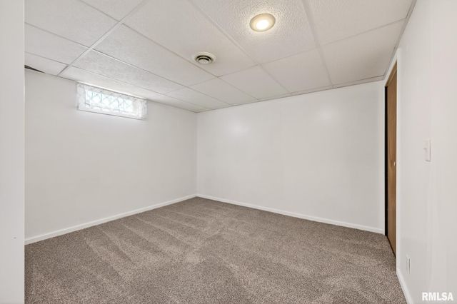 1206 TIMBER Lane, Pekin, IL 61554