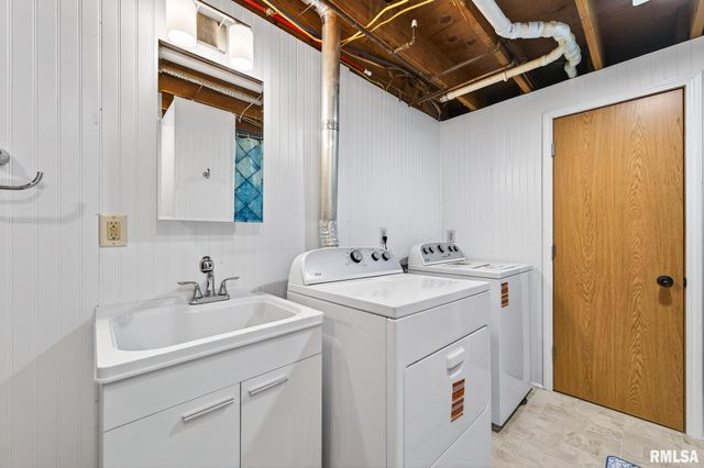 1206 TIMBER Lane, Pekin, IL 61554