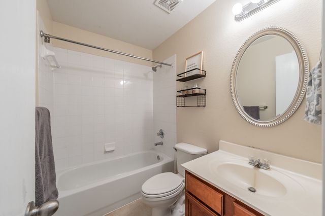 520 King Street, Cedar Hill, TX 75104