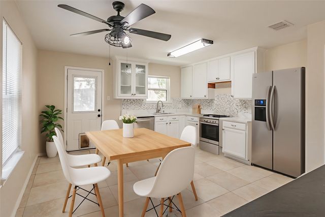 520 King Street, Cedar Hill, TX 75104