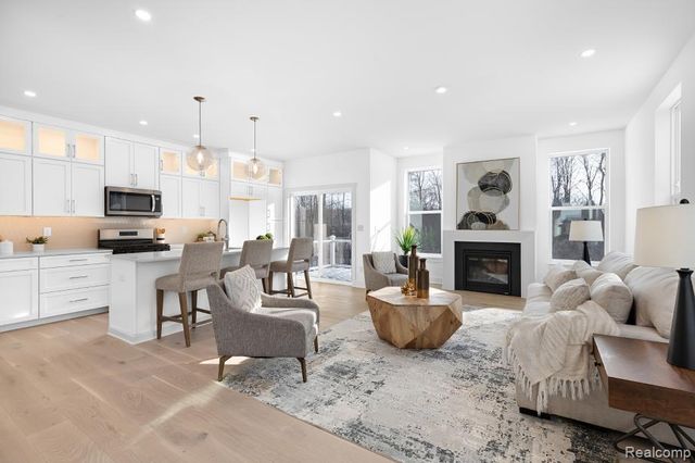 5404 Poppydrew Lane 6, Pittsfield Charter Township, MI 48108