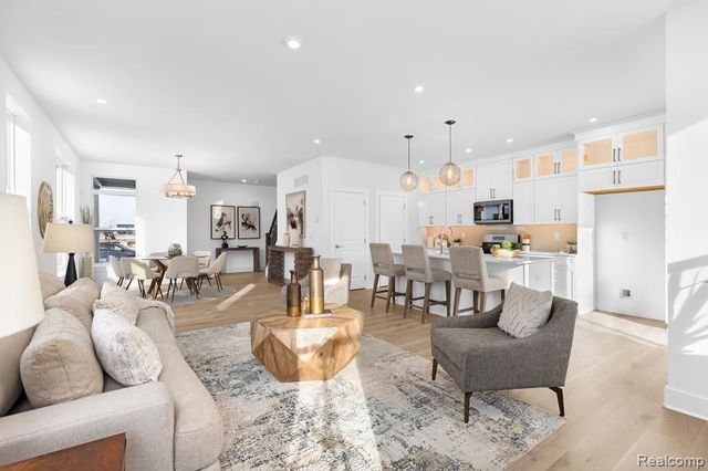 5404 Poppydrew Lane 6, Pittsfield Charter Township, MI 48108