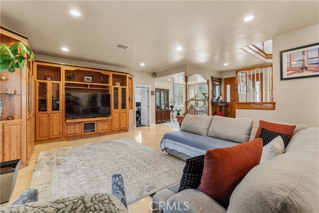 5176 W 134th Place, Hawthorne, CA 90250