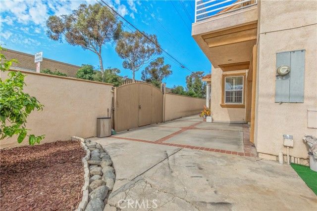 5176 W 134th Place, Hawthorne, CA 90250