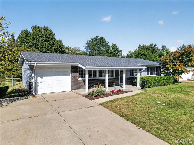 2965 Parker Road, Florissant, MO 63033