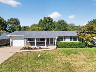 2965 Parker Road, Florissant, MO 63033