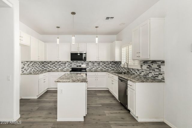 5406 W CARSON Road, Laveen, AZ 85339