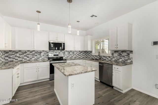 5406 W CARSON Road, Laveen, AZ 85339