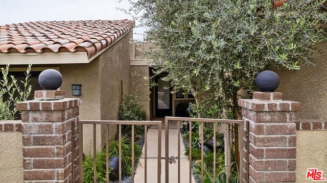 13 Tennis Club Drive, Rancho Mirage, CA 92270