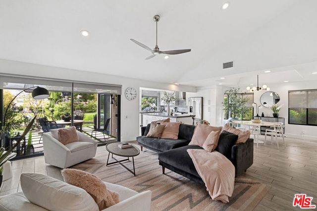 13 Tennis Club Drive, Rancho Mirage, CA 92270