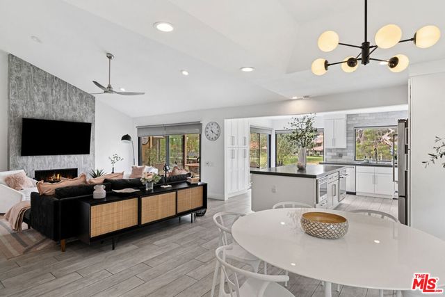13 Tennis Club Drive, Rancho Mirage, CA 92270