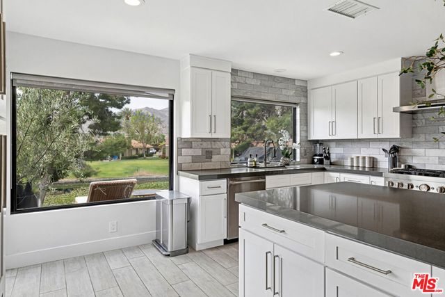 13 Tennis Club Drive, Rancho Mirage, CA 92270