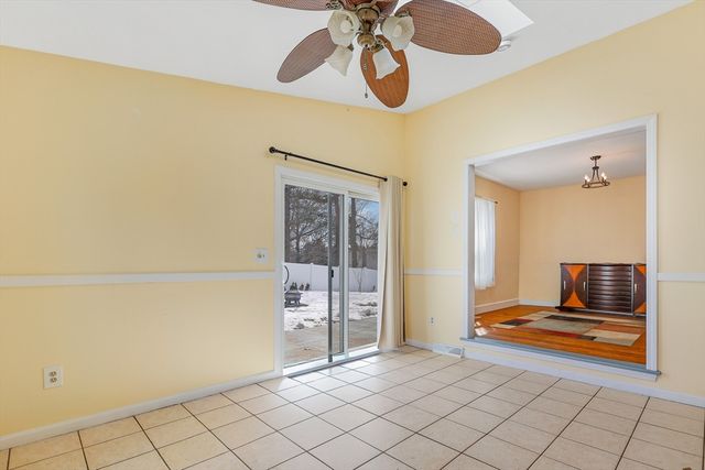 65 Woodmont Ave, Haverhill, MA 01830