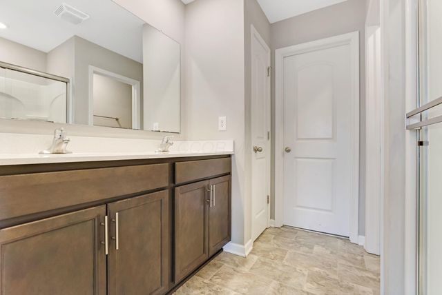 119 Highland Ridge Drive, Pickerington, OH 43147