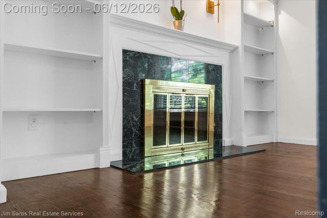 451 Moran Road, Grosse Pointe Farms, MI 48236
