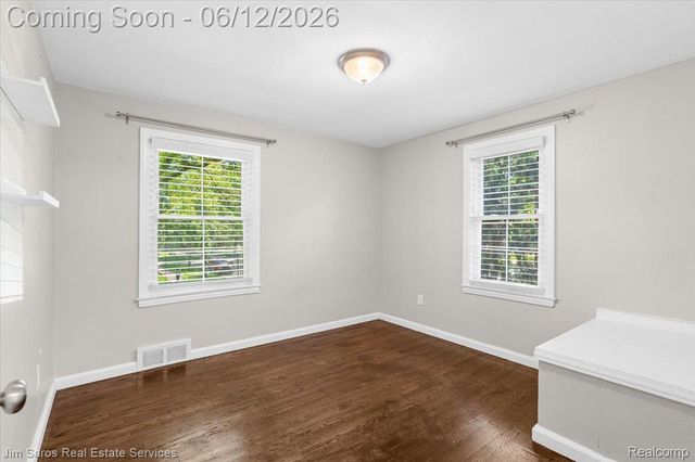451 Moran Road, Grosse Pointe Farms, MI 48236
