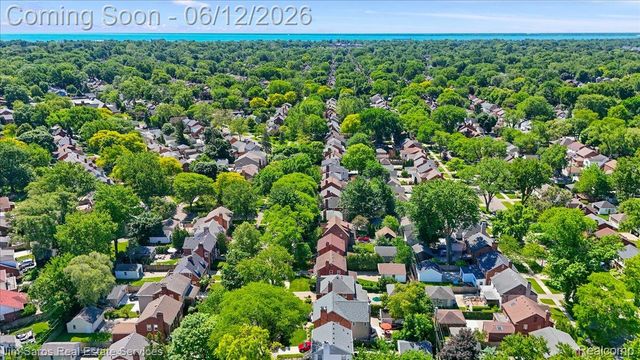 451 Moran Road, Grosse Pointe Farms, MI 48236