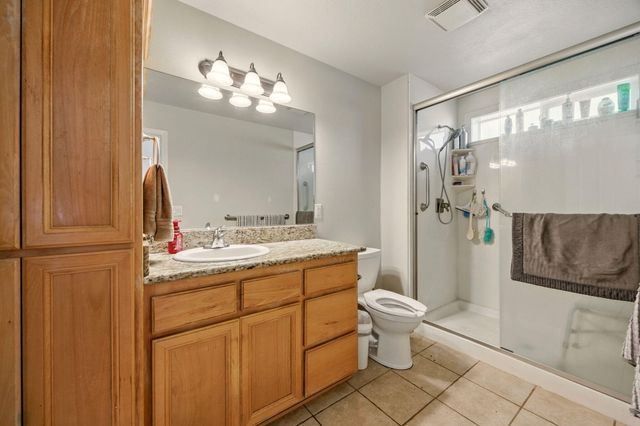 2427 Granite Court, White City, OR 97503