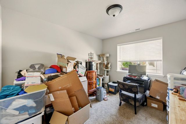 2427 Granite Court, White City, OR 97503