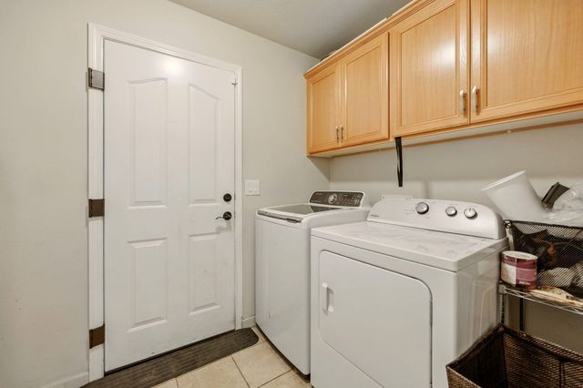 2427 Granite Court, White City, OR 97503