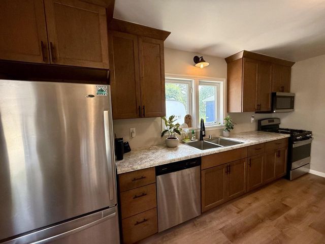 130 MARIA LANE, Fond Du Lac, WI 54935