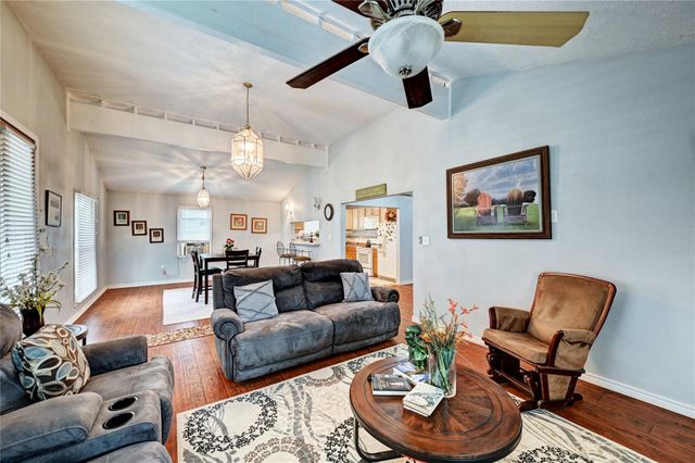 170 Mesa Verde, Livingston, TX 77351