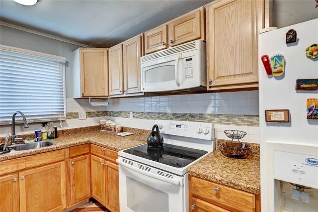 170 Mesa Verde, Livingston, TX 77351