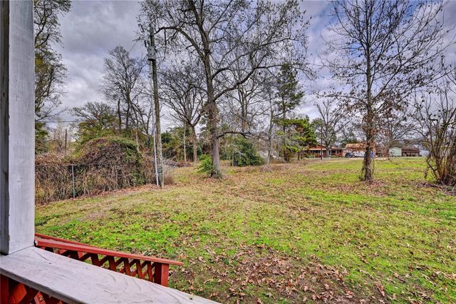 170 Mesa Verde, Livingston, TX 77351