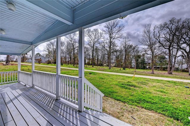 170 Mesa Verde, Livingston, TX 77351