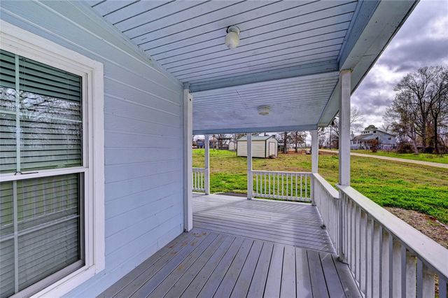 170 Mesa Verde, Livingston, TX 77351