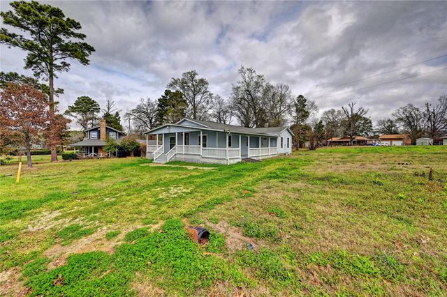 170 Mesa Verde, Livingston, TX 77351