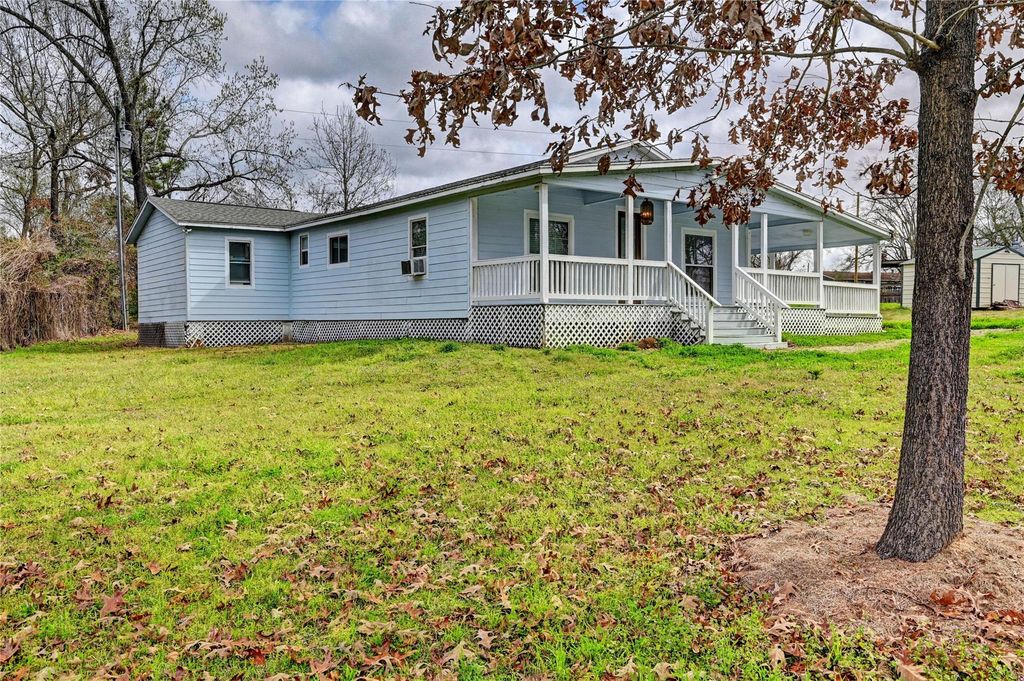 170 Mesa Verde, Livingston, TX 77351