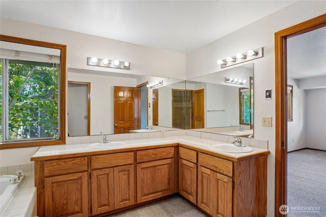 32745 47th Avenue SW, Federal Way, WA 98023