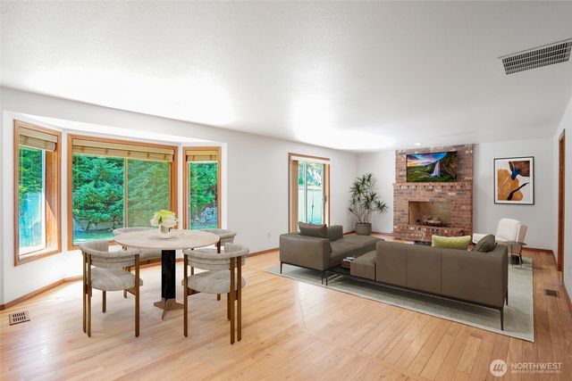 32745 47th Avenue SW, Federal Way, WA 98023
