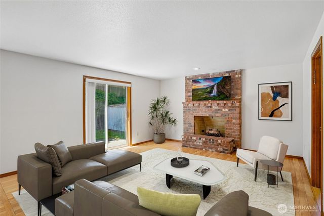 32745 47th Avenue SW, Federal Way, WA 98023