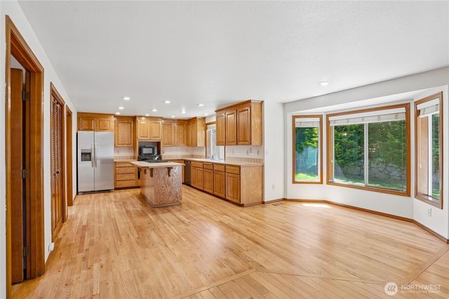 32745 47th Avenue SW, Federal Way, WA 98023